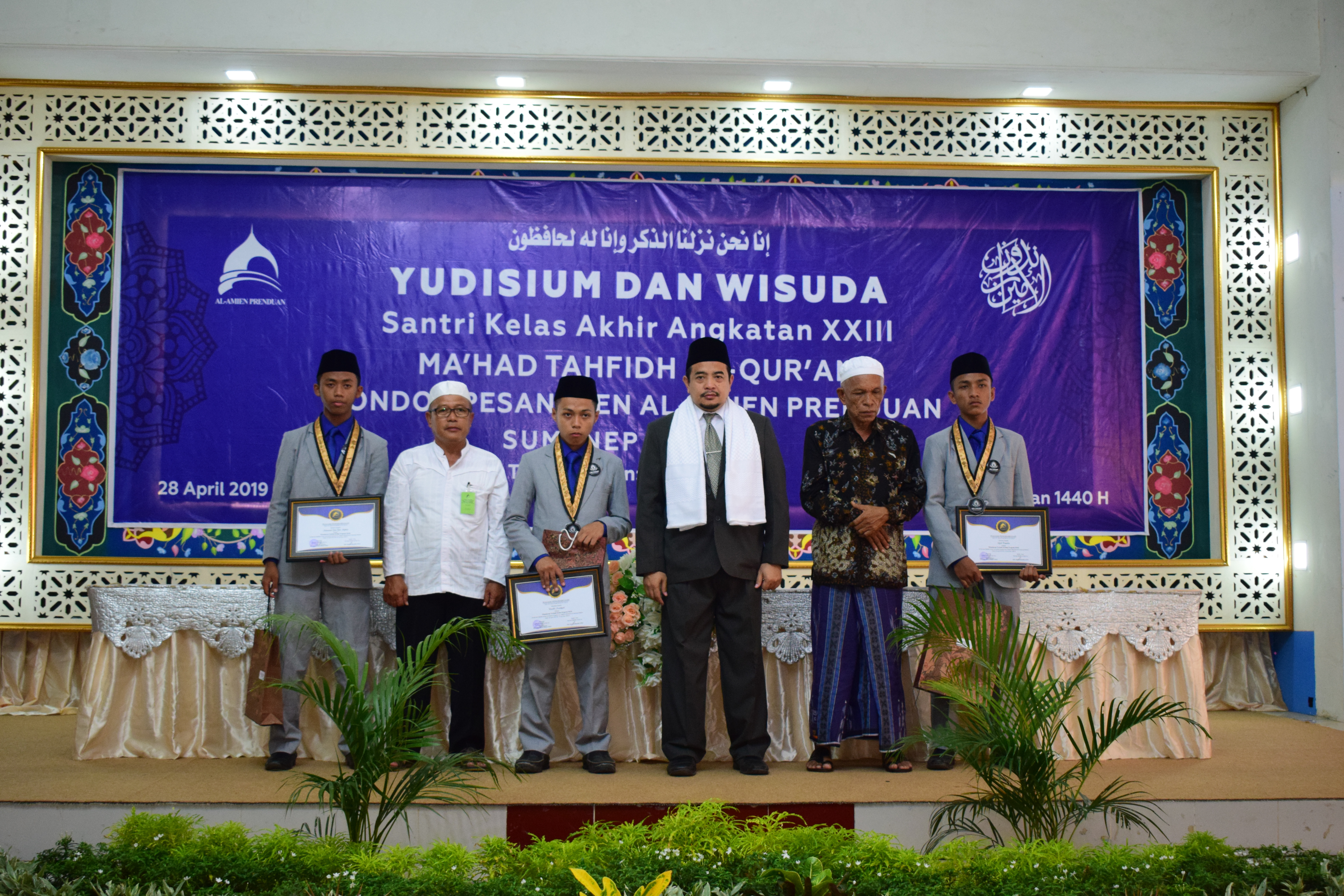 Yudisium & Wisuda Alumni 2019