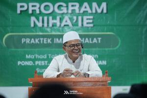 Bekal untuk Alumni: Santri Akhir Ma’had Tahfidh Al Quran Putra Al-Amien Prenduan Ikuti Pembekalan Praktik Imam Shalat