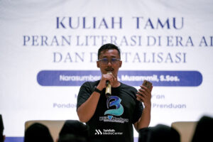 Kupas Tuntas Peran Literasi di Era AI dan Digitalisasi, Ma’had Tahfidh Al-Qur’an Al-Amien Prenduan Gelar Kuliah Tamu Bersama Ach. Muzammil, S.Sos.